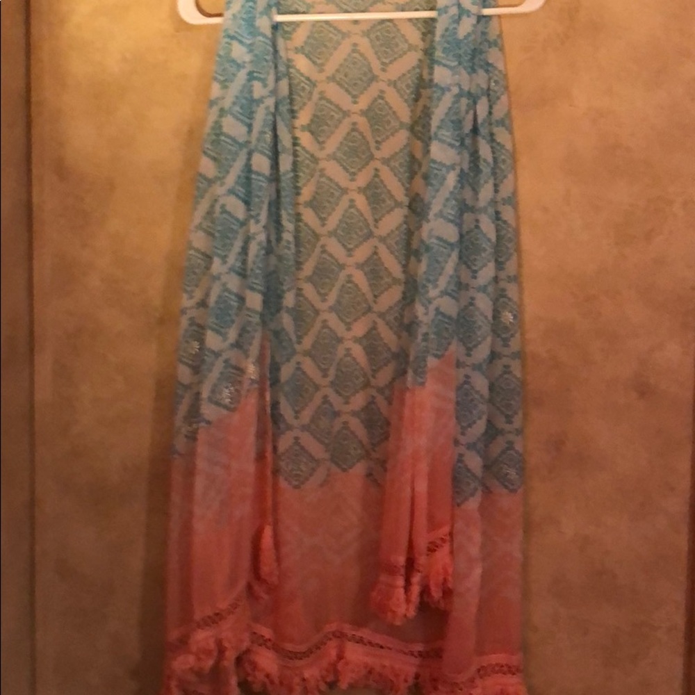 Women’s shawl